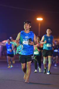 BIB: 4230
                            <button type="button" onclick="openModal(21517941)" class="btn btn-primary btn-sm float-right btn-popup" data-toggle="modal" data-target=".modal-high-quality">
                        <i class="fas fa-shopping-cart"></i> Add to Cart
                    </button>
                                            <button type="button" onclick="isThisMe(21517941, true)" class="btn btn-success btn-sm float-right btn-popup btn-isme hidden" data-toggle="tooltip" data-placement="bottom" title="นี่คือรูปของคุณใช่ไหม คลิกที่นี่เพื่อเอาเข้าอัลบั้ม">
                        <i class="fas fa-plus"></i> Add to album
                    </button>
                    <button type="button" onclick="isThisMe(21517941, false)" class="btn btn-warning btn-sm float-right btn-popup btn-isnotme hidden">
                        <i class="fas fa-ban"></i> Remove from album
                    </button>